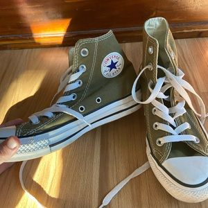 RARE OLIVE CONVERSE SNEAKERS